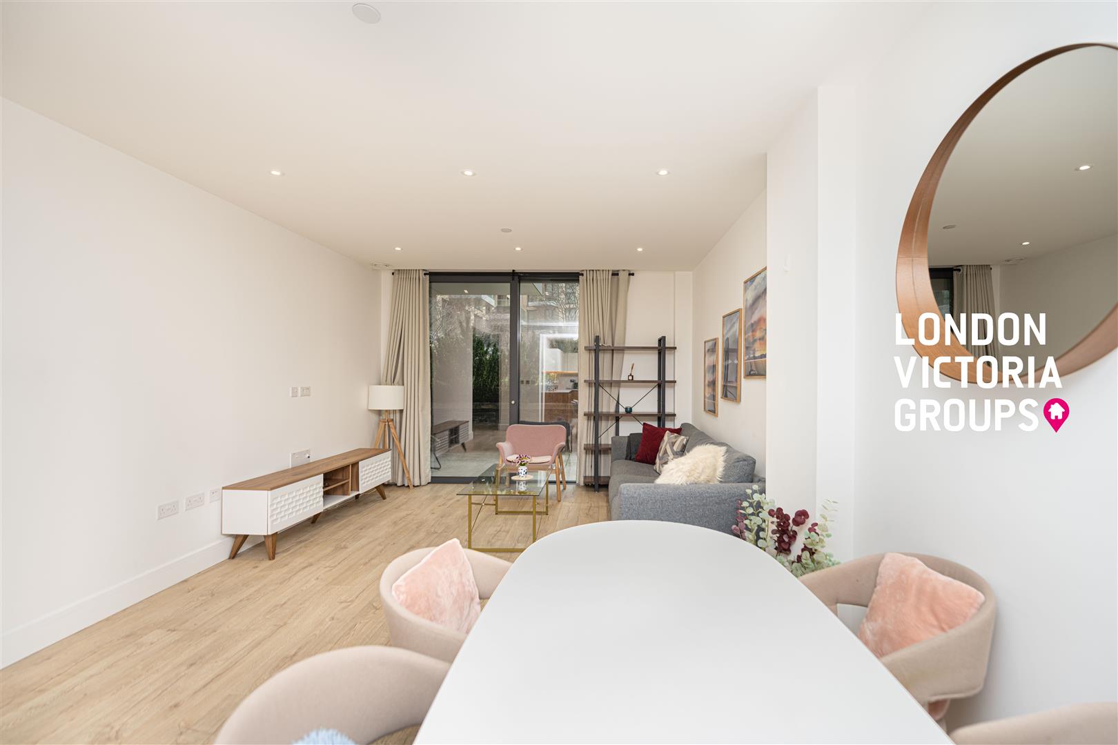 2 bed property in Neroli House, 14 Piazza Walk, London